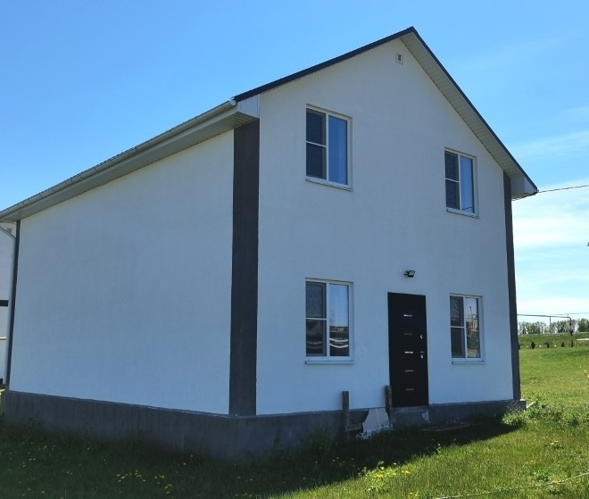 Продается коттедж ул. Кленовая 89 , с. Бессоновка , ЖК Семейный квартал.

Двухэтажный ,  фундамент - свайно-ростверковый , стены - газобетонный блок (ГРАС) , перекрытие - железобетонная монолитная плита , крыша - металло-черепица (потолки утеплены) , утепление фасада - утеплитель 50 мм.+ мокрый фас