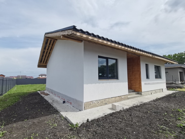 Продается Дом с. Бессоновка , ул. Звездная в КП «Звездный Парк» .
Новый 2024г. постройки , 99кв.м. на земельном участке ИЖС 11 соток . 
Одноэтажный ,общей площадью 99 кв.м с холодным чердаком, вальмовой крышей .

Две спальни: 14,41 кв.м. и  14,91 кв.м., кухня – гостиная 31,64 кв.м. с выходом на терр