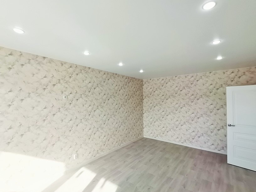 Продается 2 комнатная квартира по ул. Баталина 29 А  , С РЕМОНТОМ , в ЖК Городские истории.
Дом 10 этажный ,панельный. СДАН в 2023 году .

Общая площадь 60,85 кв.м. , жилая площадь 33,05кв.м., кухня 9,71кв. м. , сан. раздельный, лоджия 4,71кв.м. .
 

В квартире СДЕЛАН ПОЛНЫЙ РЕМОНТ ..

Все виды оп