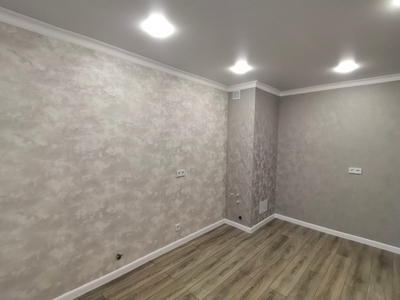 Продается 1 комнатная квартира по ул. Баталина 29 А  , С РЕМОНТОМ , в ЖК Городские истории.
Дом 10 этажный ,панельный. СДАН в 2023 году .

Общая площадь 39,69кв.м. , жилая площадь 13,98кв.м., кухня 13,43 кв.м.С/у совмещен , лоджия 5,17кв.м..  


В квартире СДЕЛАН ПОЛНЫЙ РЕМОНТ ..

Все виды оплаты 