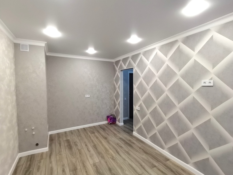 Продается 1 комнатная квартира по ул. Баталина 29 А  , С РЕМОНТОМ , в ЖК Городские истории.
Дом 10 этажный ,панельный. СДАН в 2023 году .

Общая площадь 39,69кв.м. , жилая площадь 13,98кв.м., кухня 13,43 кв.м.С/у совмещен , лоджия 5,17кв.м..  


В квартире СДЕЛАН ПОЛНЫЙ РЕМОНТ ..

Все виды оплаты 