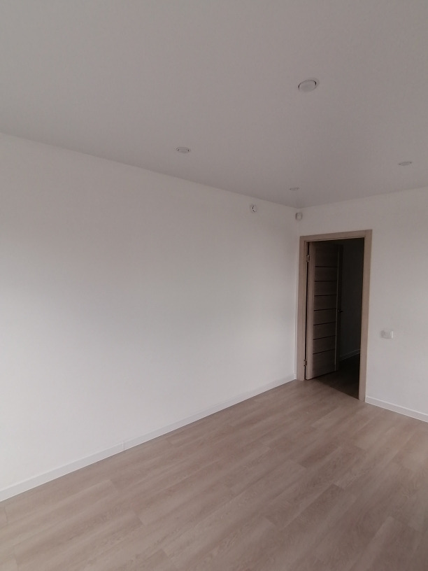 Продается 2 комнатная квартира ул. Яшиной 16 , С РЕМОНТОМ в ЖК «ЛУГОМЕТРИЯ» , район Арбеково . Монолитно-каркасный 18 этажный дом . ДОМ СДАН.

Общая площадь 53.19 кв.м.. Жилая площадь 30,09 кв.м.. Кухня 11,12 кв.м.. С/у совмещенный . Имеется выбор этажей и планировок.

Квартира с готовым ремонтом: о