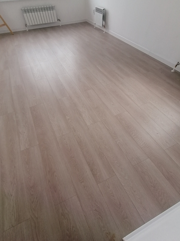 Продается 2 комнатная квартира ул. Яшиной 14 , С РЕМОНТОМ в ЖК «ЛУГОМЕТРИЯ» , район Арбеково . Монолитно-каркасный 18 этажный дом . ДОМ СДАН.

Общая площадь 53.21 кв.м.. Жилая площадь 30,09 кв.м.. Кухня 11,12 кв.м.. С/у совмещенный . Имеется выбор этажей и планировок.

Квартира с готовым ремонтом: о